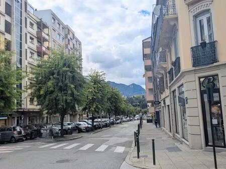 location local industriel à aix-les-bains (73100)