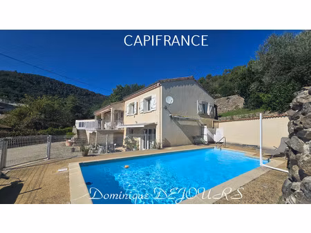 située dans la magnifique vallée de l'eyrieux  à st fortunat  venez découvrir cette belle 