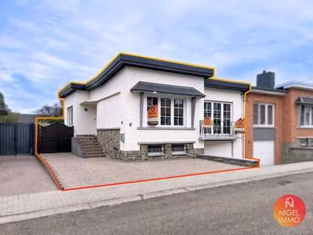 bungalow 3 chs  jardin  garage  parking  élec conf  peb:c