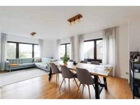 appartement (2ch/1sdb) de 75m² avec emplacement de parking