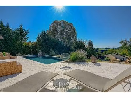 maison de charme avec piscine et vue à la hauteville