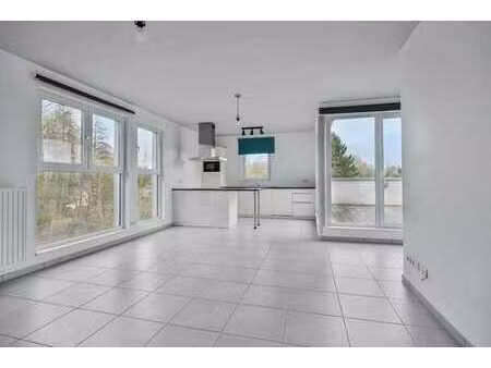 superbe penthouse avec terrasse de 25m² !