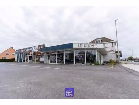 surface commerciale de 450m2 avec habitation  facilités de