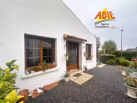 grande maison avec ancien commerce + appartement indépendant