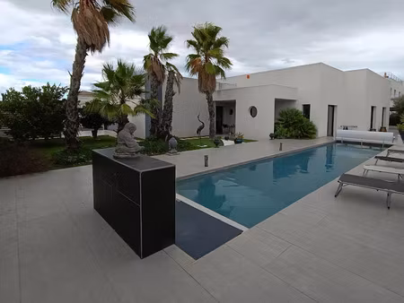 vente maison 4 pièces 196 m² à argeliers (11120)  615 000 €