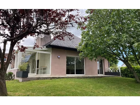 location maison  136.84 m² t-4 à pau  1 650 €