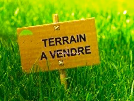 terrain à bâtir de 725m² avec permis de construire