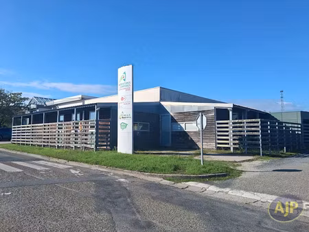 vente locaux professionnels 20 pièces 620 m² à pauillac (33250)  580 250 €