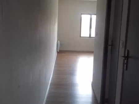 location appartement 2 pièces à lamarque (33460)  520 €