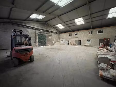 location locaux professionnels 360 m² à pont-sainte-maxence (60700)  3 334 €