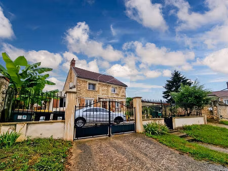 maison t5 (106 m²) à cesson vie de plain-pied