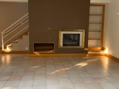 location maison 5 pièces  180.00m²  périgny