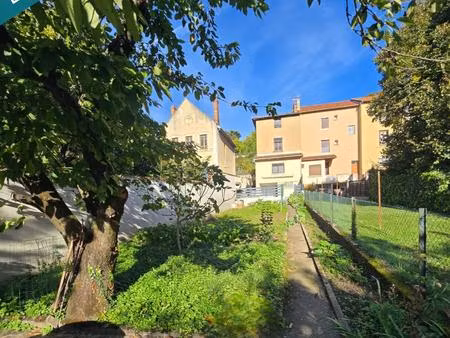 maison familiale 115 m² avec vue dégagée et belle terrasse – à proximité de toutes commodi