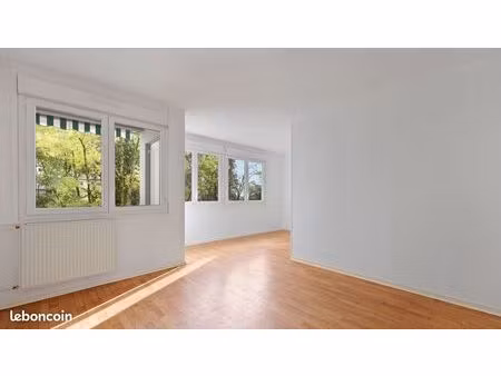 t4 92m2 terrasse  garage  cuisine équipée