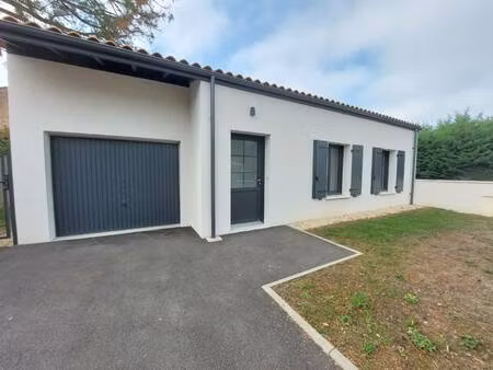 mme. stéphanie lahaye