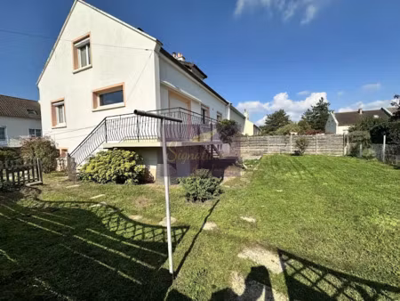 location maison 7 pièces 147 m² à arnage (72230)  1 100 €