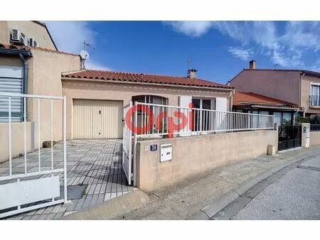 location maison  m² t-2 à prades  764 €