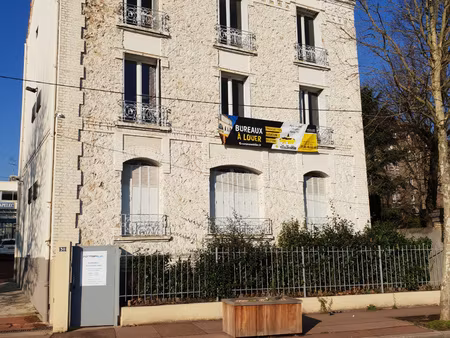 bureaux disponible a la location