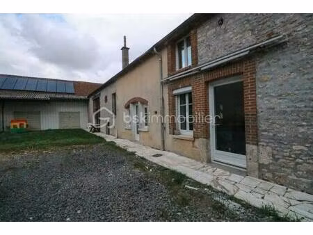 maison de 220 m² à auxy