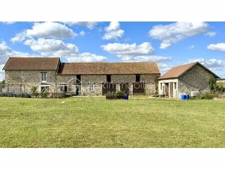 corps de ferme de 200 m² à saint-gengoulph