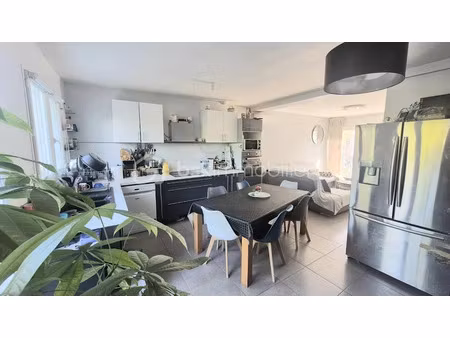 vente villa 4 pièces 80 m² à pignans (83790)  295 000 €