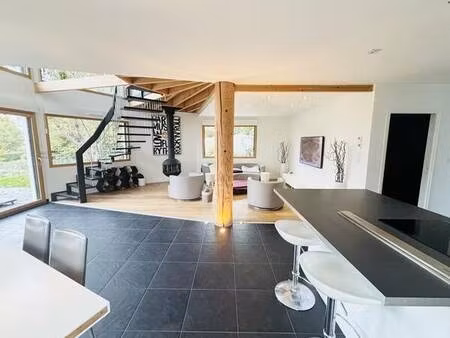 maison 5p 166m2 terrain 900m2