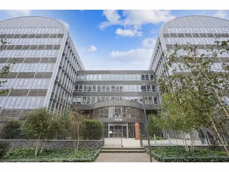 bureaux neufs avec vue sur la seine - nombreux services dernière génération - espace extér