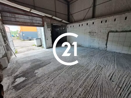 le lamentin - dépôt + bureaux - 289 m²