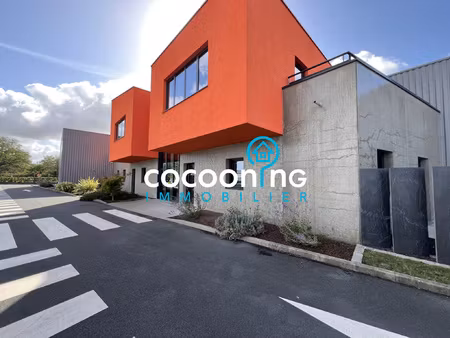 bureaux lumineux à louer zone des doris