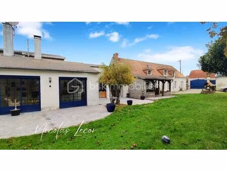 maison familiale offrant de beaux volumes