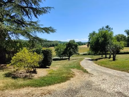 ferme de 62ha au coeur de la gascogne