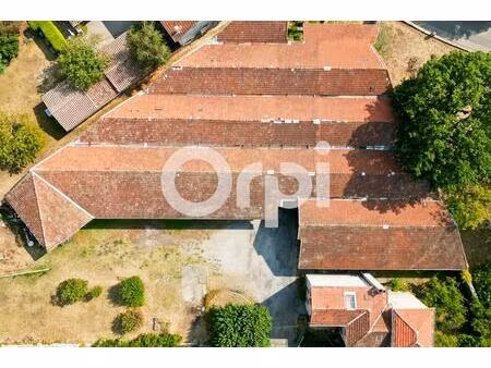 vente maison 4 pièces 1300 m² ruoms (07120)