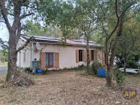 vente maison 5 pièces 130 m² à saint-sauveur (33250)  181 000 €