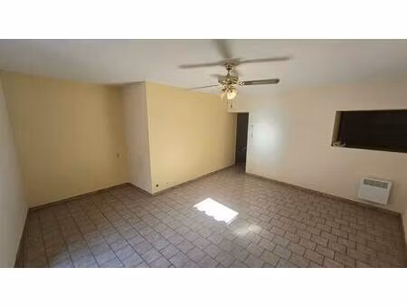 achat immeuble 70m² lapalud 84840