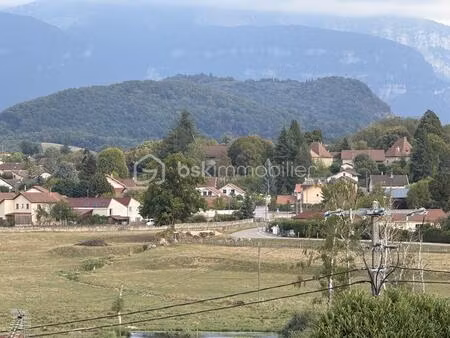 terrain de 609 m² à chirens