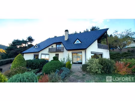 maison t6 murat à vendre