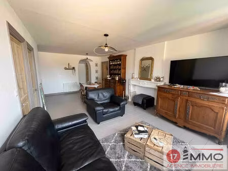 location appartement 3 pièces 78 m² à salles-sur-mer (17220)