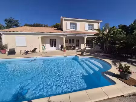 vente maison saint-sulpice-de-royan 17200 - - surface privée