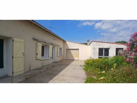 vente maison 5 pièces 112m2 saint-sulpice-de-royan 17200 - 262500 € - surface privée