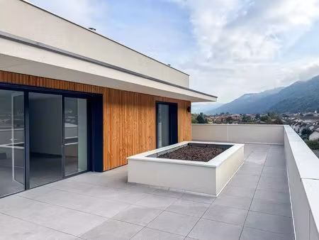 neuf - appartement t5 de 117m² - immense terrasse de 110m² - dernier étage - garage