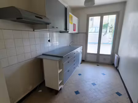 location appartement grenoble 38000 - - surface privée