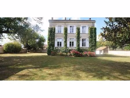 maison avec jardin blandy (77)