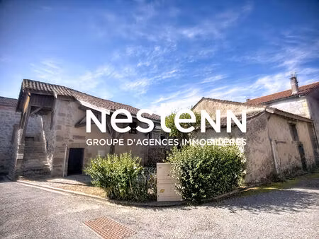 maison 70m² à vendre au coeur du village de bazens avec cour et dépendances