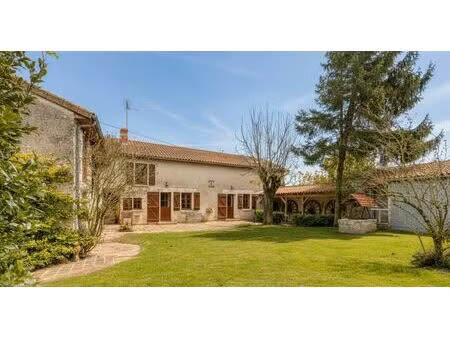 vente maison 6 pièces 107 m² luzé (37120)