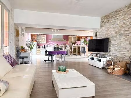 vente maison à villaines-la-carelle (72600) : à vendre / 230m² villaines-la-carelle