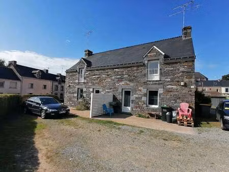 vente immeuble à carentoir (56910) : à vendre / 172m² carentoir