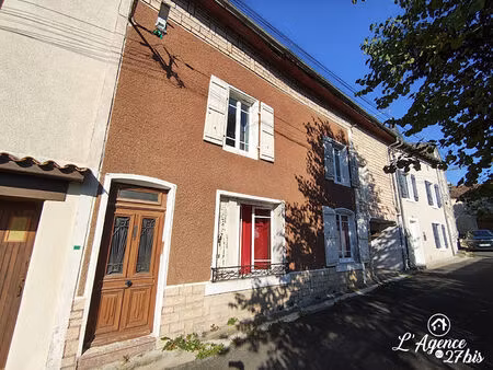 chizé - maison de bourg  3 chambres