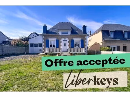jolie maison rénovée i jardin clos i vue mer i trévou-tréguignec