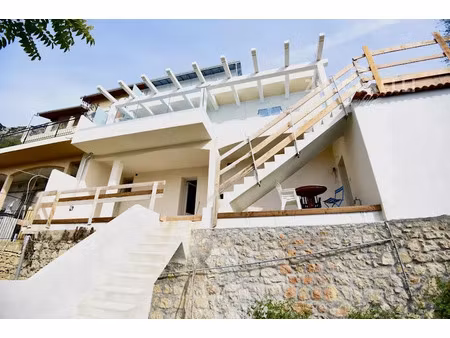 vente maison 5 pièces 110 m² à roquebrune-cap-martin (06190)  1 850 000 €