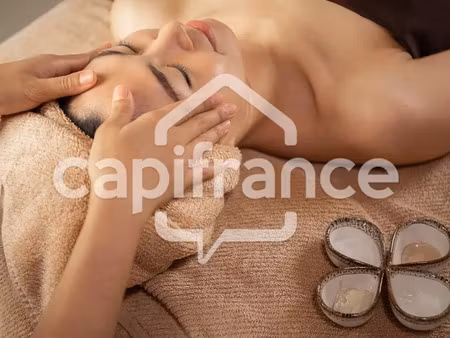 salon de coiffure à vendre caluire et cuire (69)  salon de coiffure à vendre 110 m² dont u